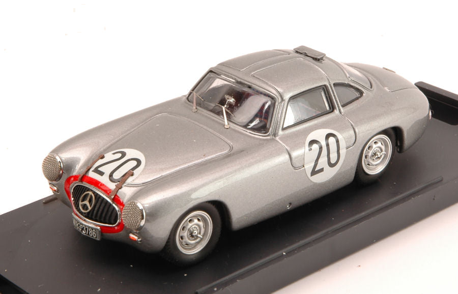 MERCEDES 300 SL COUPE' N.20 2nd LE MANS 1952 T.HELFRICH-H.NIEDERM.1:43 - Bang - BG7253