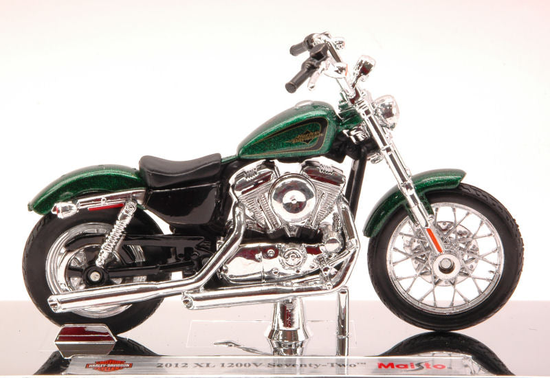 HARLEY DAVIDSON XL 1200V SEVENTY-TWO 2012 METALLIC GREEN 1:18 - Maisto - MI13078