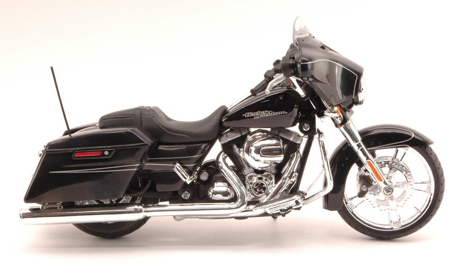 HARLEY DAVIDSON STREET GLIDE SPECIAL 2015 1:12 - Maisto - MI32328