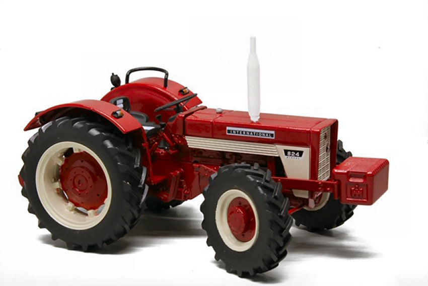 TRATTORE IH 824 4x4 1:32 - Replicagri - REPLI188