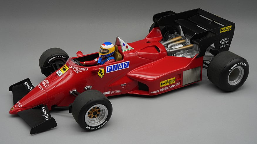 FERRARI 126 C4-M2 PRESENTATION 1984 M.ALBORETO W/DRIVER 1:18 - Tecnomodel - TMD18316C
