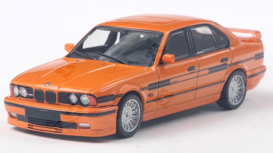 ALPINA B10 (E34) BITURBO 1994
ORANGE 1:43 - Solido - SL4310407