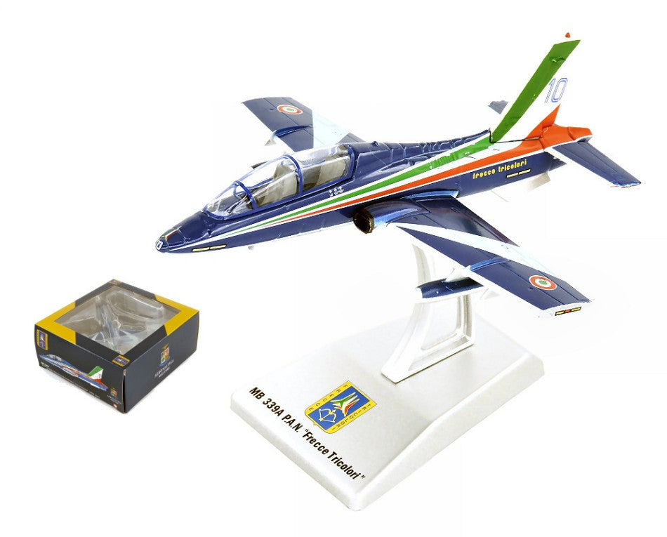 MB 339 PAN FRECCE TRICOLORI 2025 PONY 10 1:100 - Italeri - IT48266