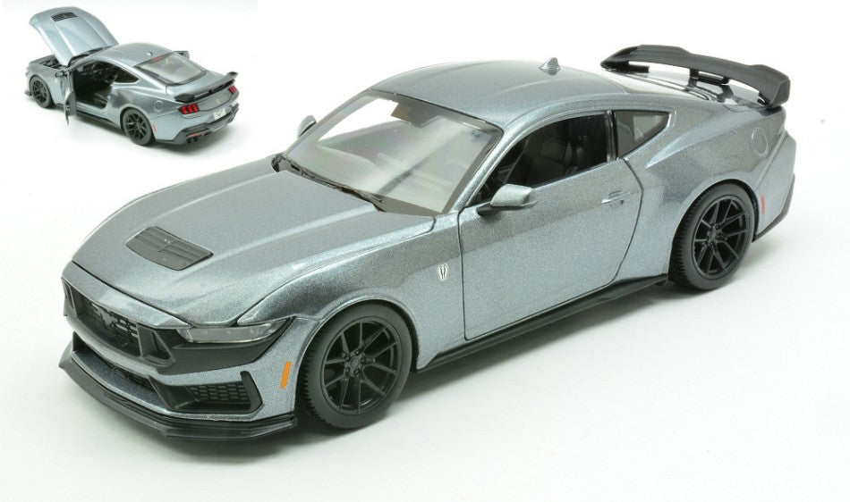 FORD MUSTANG DARKHORSE 2024 SILVERGUN 1:24 - Maisto - MI32925G