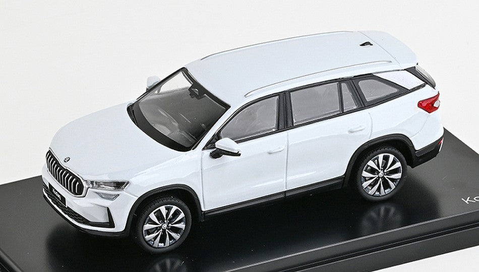 SKODA KODIAQ II 2023 MOON WHITE METALLIC 1:43 - Abrex - AB045EJ