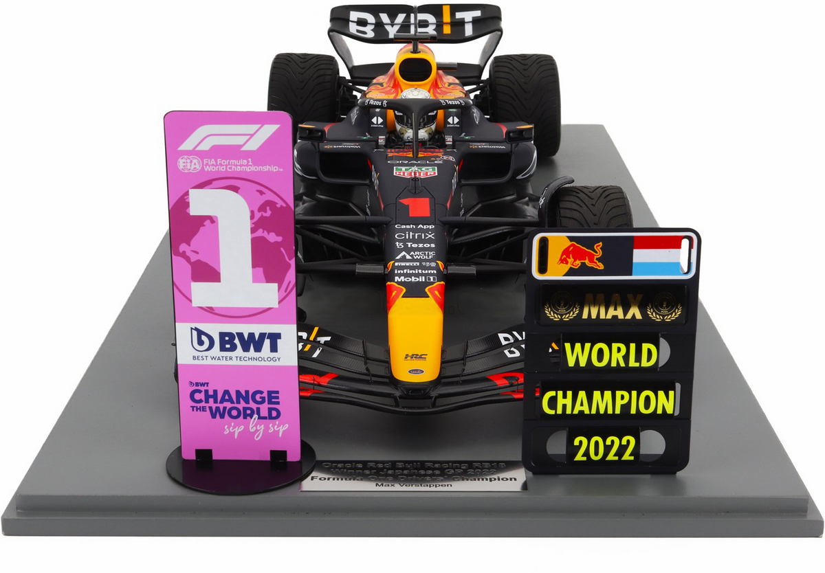 スパーク1/18 RedBull RB18 #1 JapaneseGP 2022 Red Bull - F1 RB18 Team Oracle Red Bull Racing n.1 (2022) 1