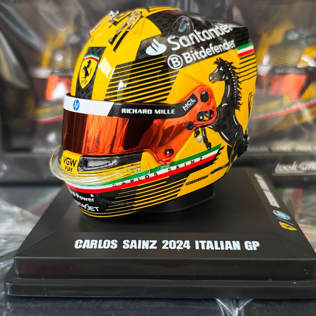 Carlos Sainz Helmet 1:5 2024 Italy GP, Monza Looksmart