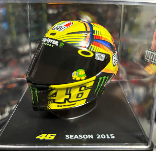 Valentino Rossi 2015 - Helmet 1:5 - Spark