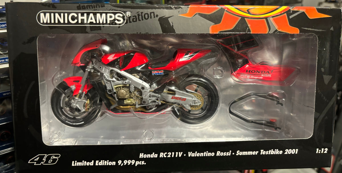 MINICHANPS Honda RC211V バレンティーノ・ロッシ MINICHANPS Honda RC211V Valentino Rossi