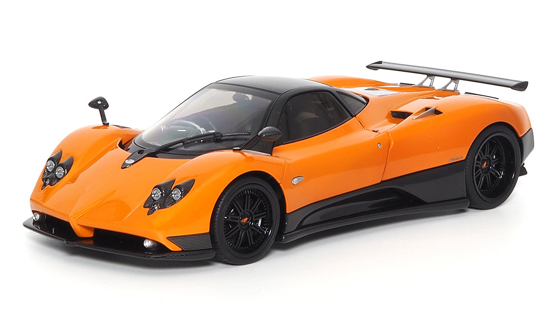 PAGANI ZONDA F ARANCIO ST. TROPEZ 2005 - 1/18 - Almost Real