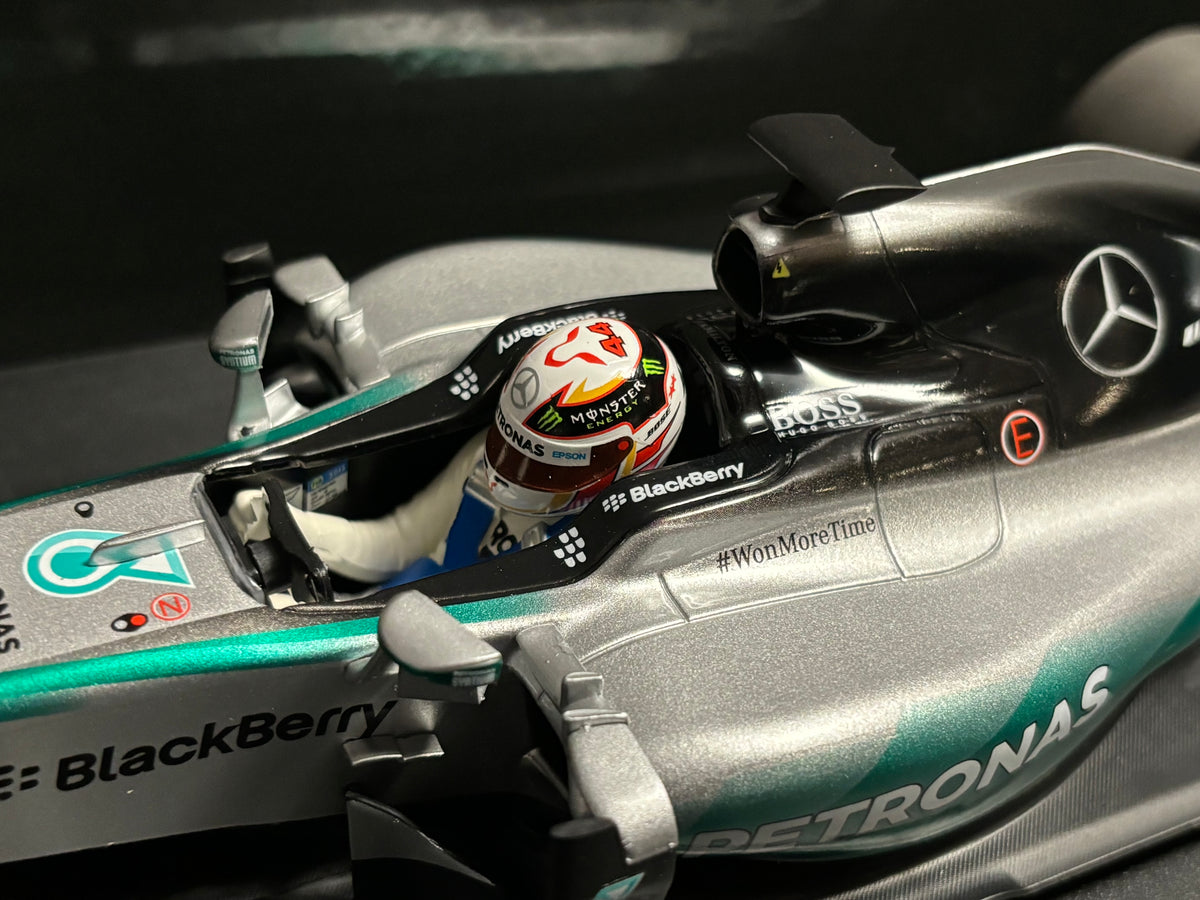 Mercedes - AMG F1 W06 n.44 (2015) 1:18 - L.Hamilton - World Champion -