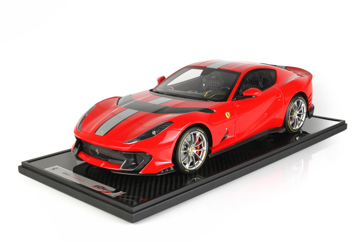 FERRARI 812 COMPETIZIONE SILVER STRIPE ROSSO CORSA 322 1:12 - BBR Models - BBR1215B1