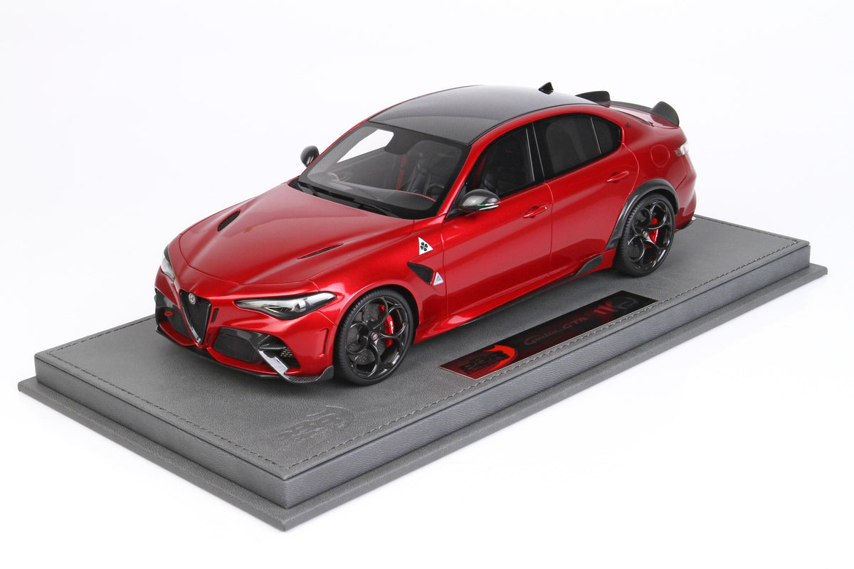 ALFA ROMEO GIULIA GTA ROSSO GTA RED BRAKES BLACK SEAT BELTS 1:18 - BBR Models - BBRC1851A-21