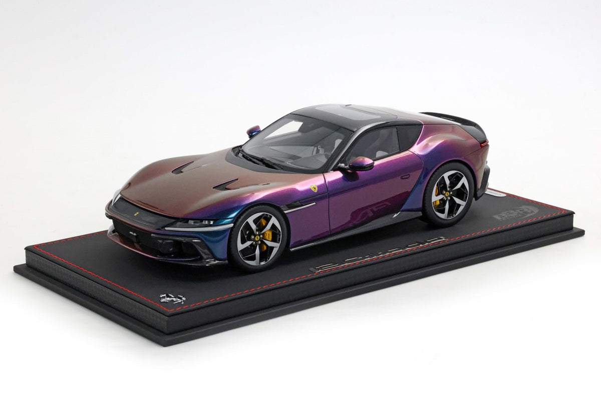 FERRARI 12CILINDRI TETTO PANORAMICO CHAMALEON CON FRENI GIALLI 1:18 - BBR Models - P18254CHA