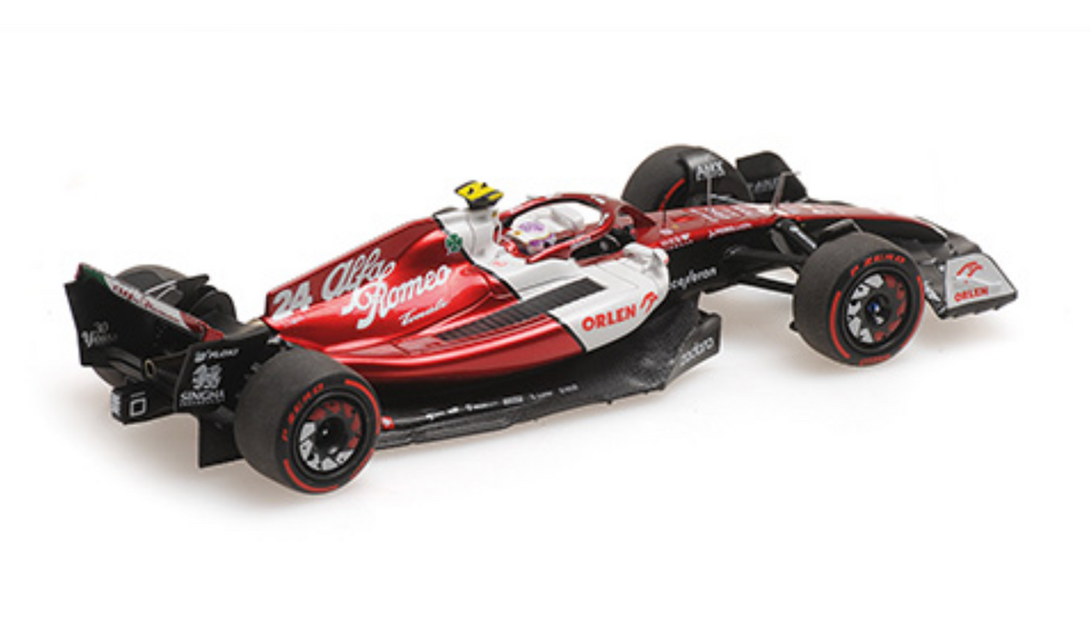 2022 Alfa Roméo C42 n°24 Zhou Guanyu Barhain GP 18-38068-24 Bburago Racing