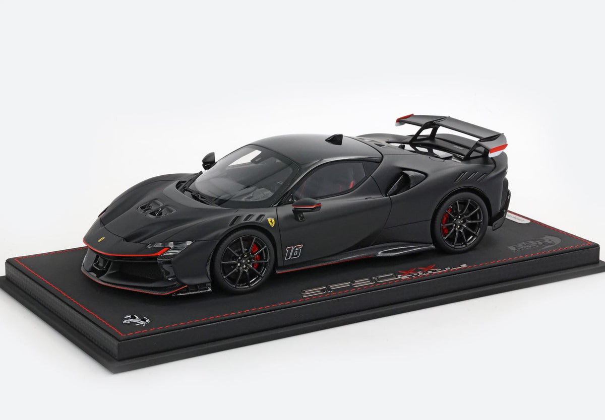 Ferrari - SF90 XX Stradale n°16 (2024) 1:18 - Stradale Race - Nero