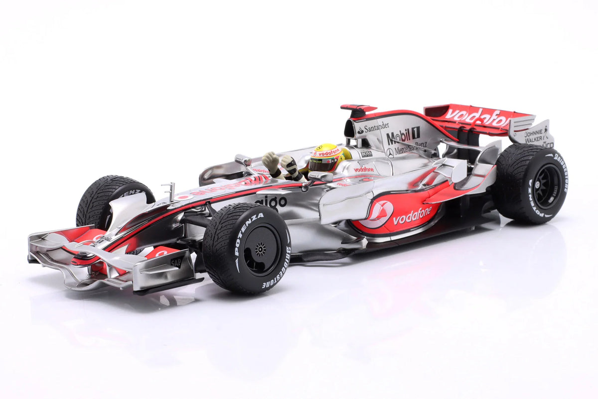 McLaren Mercedes - MP4/23 n.22 (2008) 1:18 - World Champion - Brazil GP - Lewis Hamilton - Minichamps