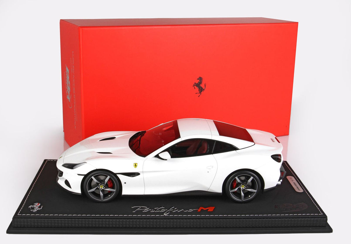 Ferrari - Portofino M Spider 1:18 (2021) Closed Roof - Cervino White -