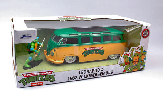 VW BUS T1 1962 W/TURTLE LEONARDO FIGURE 1:24 - Jada Toys - JADA31786