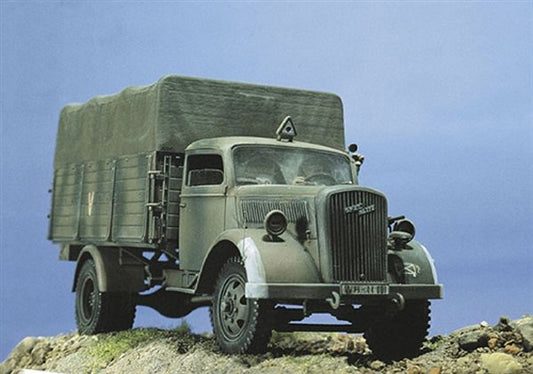 OPEL BLITZ KIT 1:35 - Italeri - IT0216