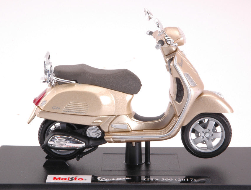 VESPA GTS 300 2017 GOLD 1:18 - Maisto - MI16889G