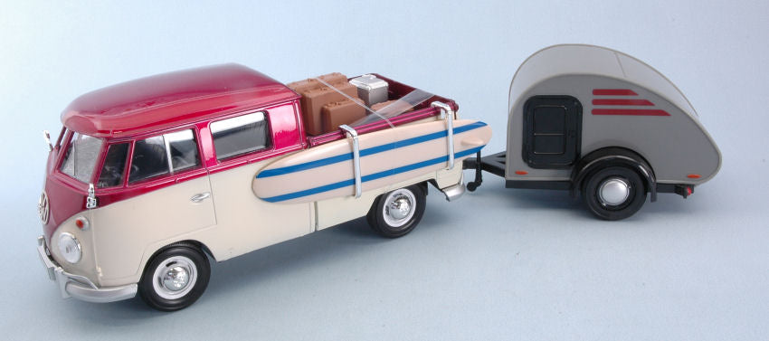 VW 12 PICK UP "WEEK AT THE BEACH SET" 1:24 - MotorMax - MTM79673