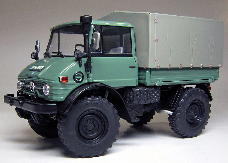 UNIMOG 406 (U84) TELONATO 1971-1989 1:32 - Weise-Toys - WEIS1012