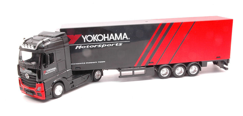 MERCEDES ACTROS GIGASPACE HAULER WITH TRAILER "YOKOHAMA" 1:43 - Burago - BU31460Z