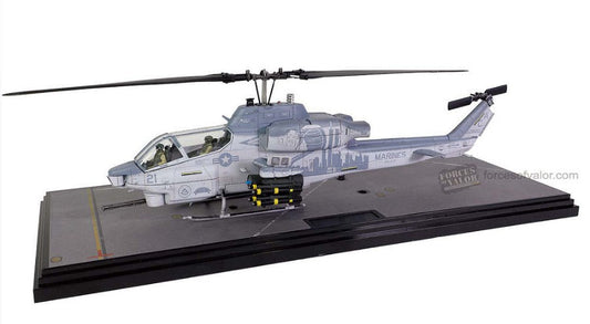 ELICOTTERO BELL AH-1W WHISKEY COBRA ATTACK SQUADRON 167 1:48 - Forces of Valor - FOR820004A-2