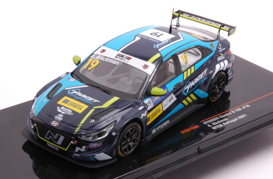 HYUNDAI ELANTRA N TCR N.19 TARGET WTCR PORTUGAL 2021 A.BACKMAN 1:43 - Ixo Model - GTM158B