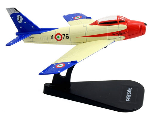 F86E SABRE CAVALLINO RAMPANTE 1:100 - Italeri - IT48117