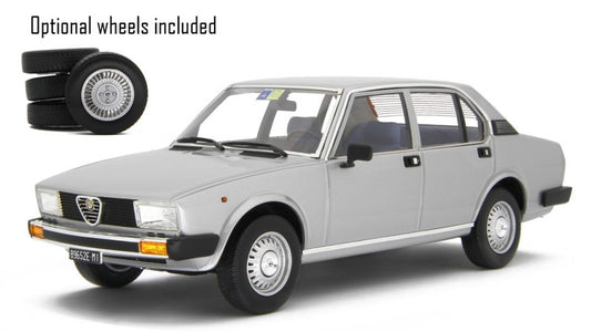ALFA ROMEO ALFETTA 2.0 L 1978 SILVER 1:18 - Laudo Racing - LM154C