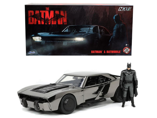 BATMOBILE "THE BATMAN" 2022 BLACK/CHROME W/FIGURE 1:24 - Jada Toys - JADA15012