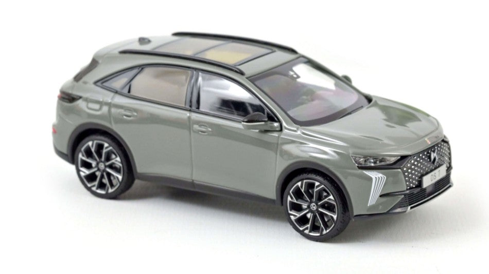 DS 7 2022 LACQUERED GREY 1:43 - Norev - NV170050