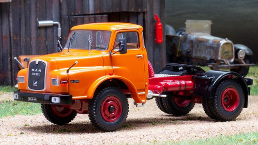 MAN 19.280 H 1971 ORANGE 1:43 - Ixo Model - TR155