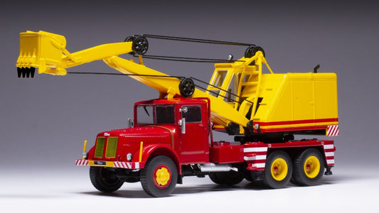 TATRA 111 D030 A 1958 RED 1:43 - Ixo Model - TRU042