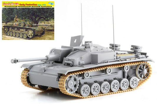 STUG.III AUSF.F/8 EARLY PRODUCTION ITALY 1943 SMART KIT 1:35 - Dragon - D6620