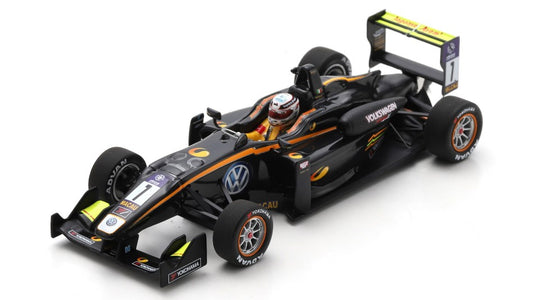 DALLARA F3 4th MACAU GRAND PRIX FIA F3 INTERN.CUP 2015 A.GIOVINAZZI 1:43 - Spark Model - SA237