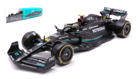 MERCEDES F1 LEWIS HAMILTON 2023 W/HARD CASE 1:24 - Burago - BU28028H