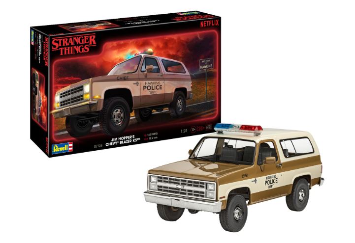 CHEVY BLAZER K5 JIM HOPPER'S "STRANGER THINGS" KIT 1:25 - Revell - RV07724