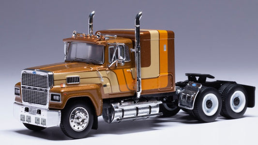 FORD LTL-9000 1978 BROWN 1:64 - Ixo Model - 64TR011B
