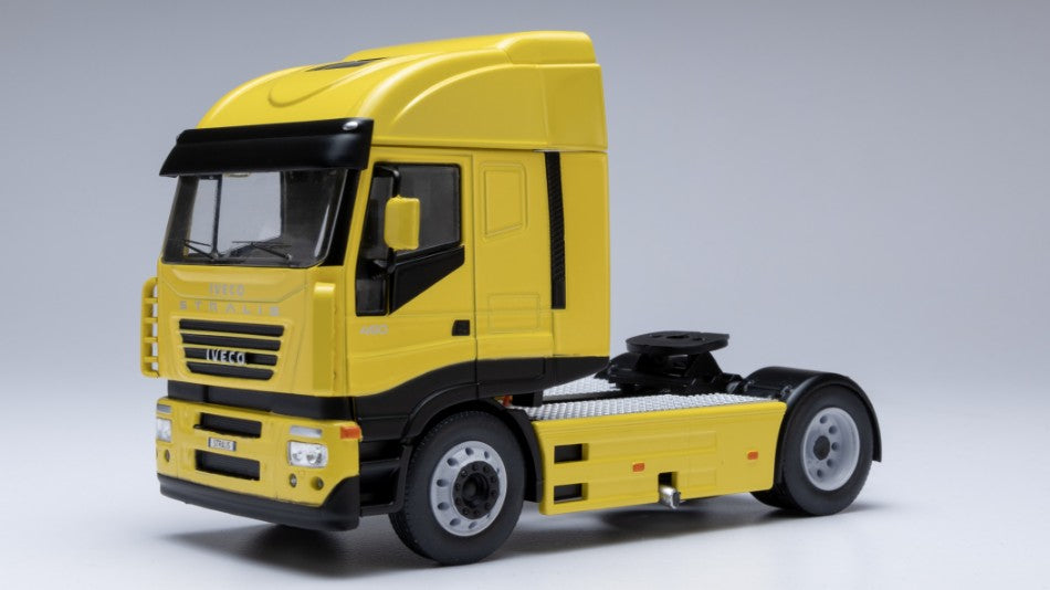 IVECO STRALIS 2002 YELLOW 1:43 - Ixo Model - TR223