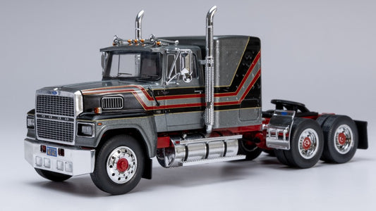 FORD LTL 9000 1978 GREY/RED 1:43 - Ixo Model - TR222