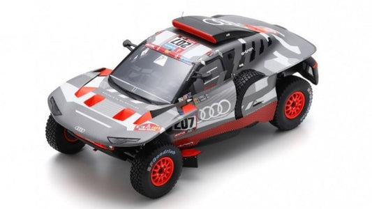 AUDI RS Q e-TRON N.207 DAKAR RALLY 2023 SAINZ-CRUZ 1:18 - Spark Model - 18S791