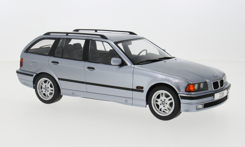 BMW 3 E36 TOUR 1995 MET.LIGHT BLUE 1:18 - ModelCarGroup - MCG18365