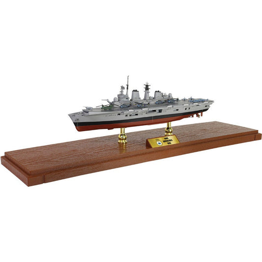 BATTLESHIP HSM INVINCIBLE (R05) AIRCRAFT CARRIER 1:700 - Forces of Valor - FOR953001A