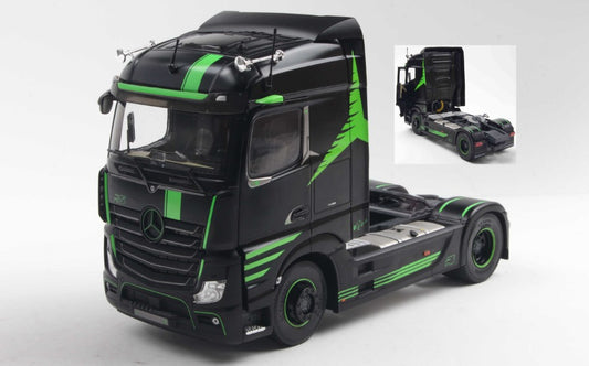 MERCEDES ACTROS R5
ITALIAN COLLECTION 2021 BLACK 1:24 - Solido - SL2400204