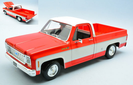 CHEVROLET C10 CHEYENNE SUPER 1974 RED 1:18 - Maisto - MI31467R
