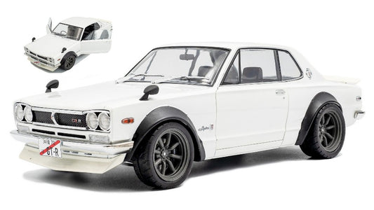 NISSAN SKYLINE (C10) HAKOSUKA SOLIDO WORKS 1970 PEARL WHITE 1:18 - Solido - SL1813001