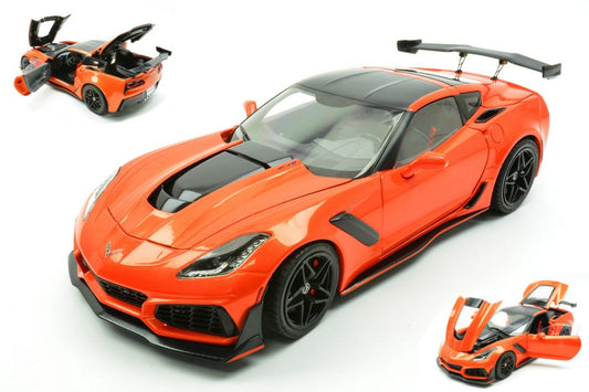 CHEVROLET CORVETTE ZR1 2019 ORANGE/BLACK 1:18 - Ixo Model - U18RDC001